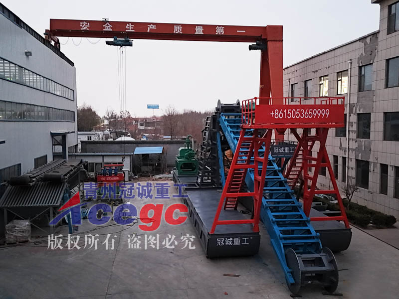 寶石選礦船廠家生產(chǎn)制作現(xiàn)場(chǎng)